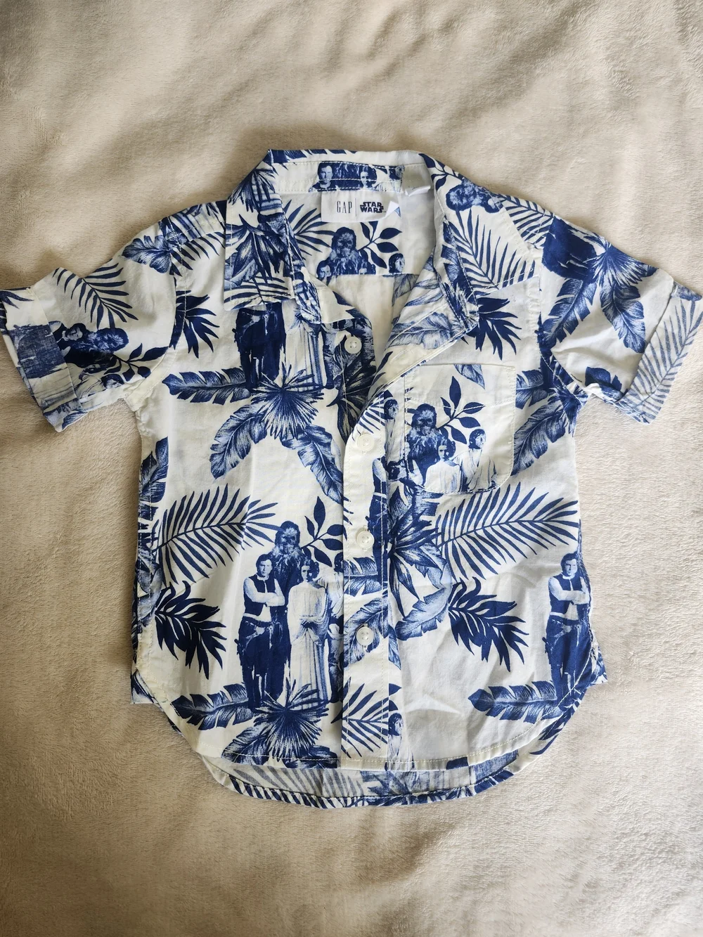 GAP Blue and White Short-Sleeve Tropical Star Wars Button-Down